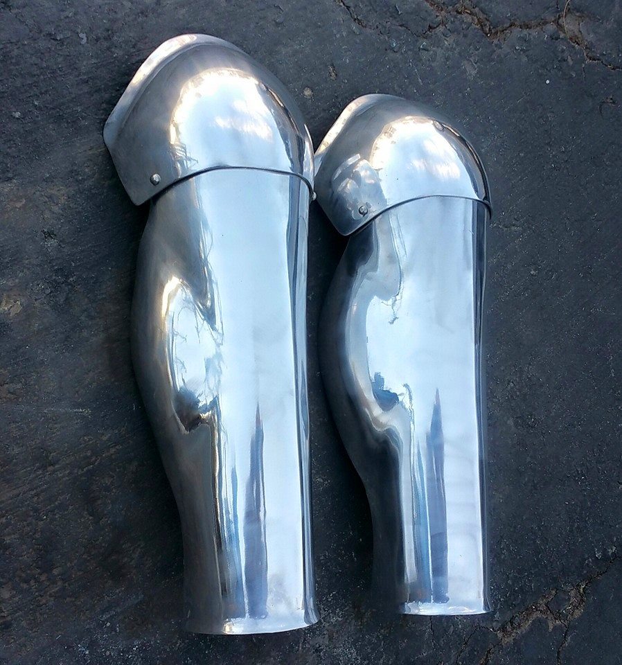 Articulated Greco Roman Greaves