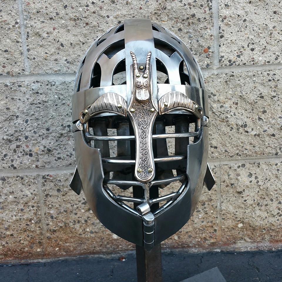 Helmet Gallery:  Valsgarde helm