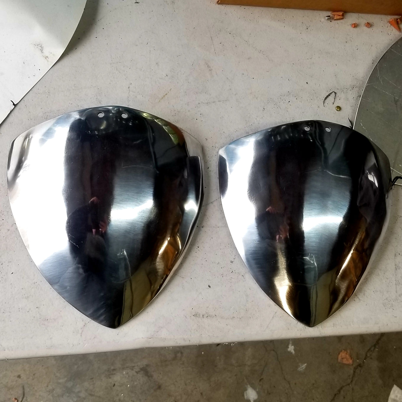 Armour Gallery: Shoulder Shields