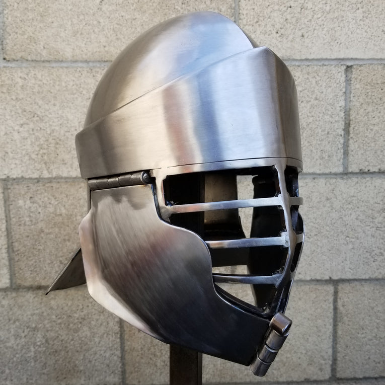 Helmet Gallery:  Basic Brushed finished Praetorian