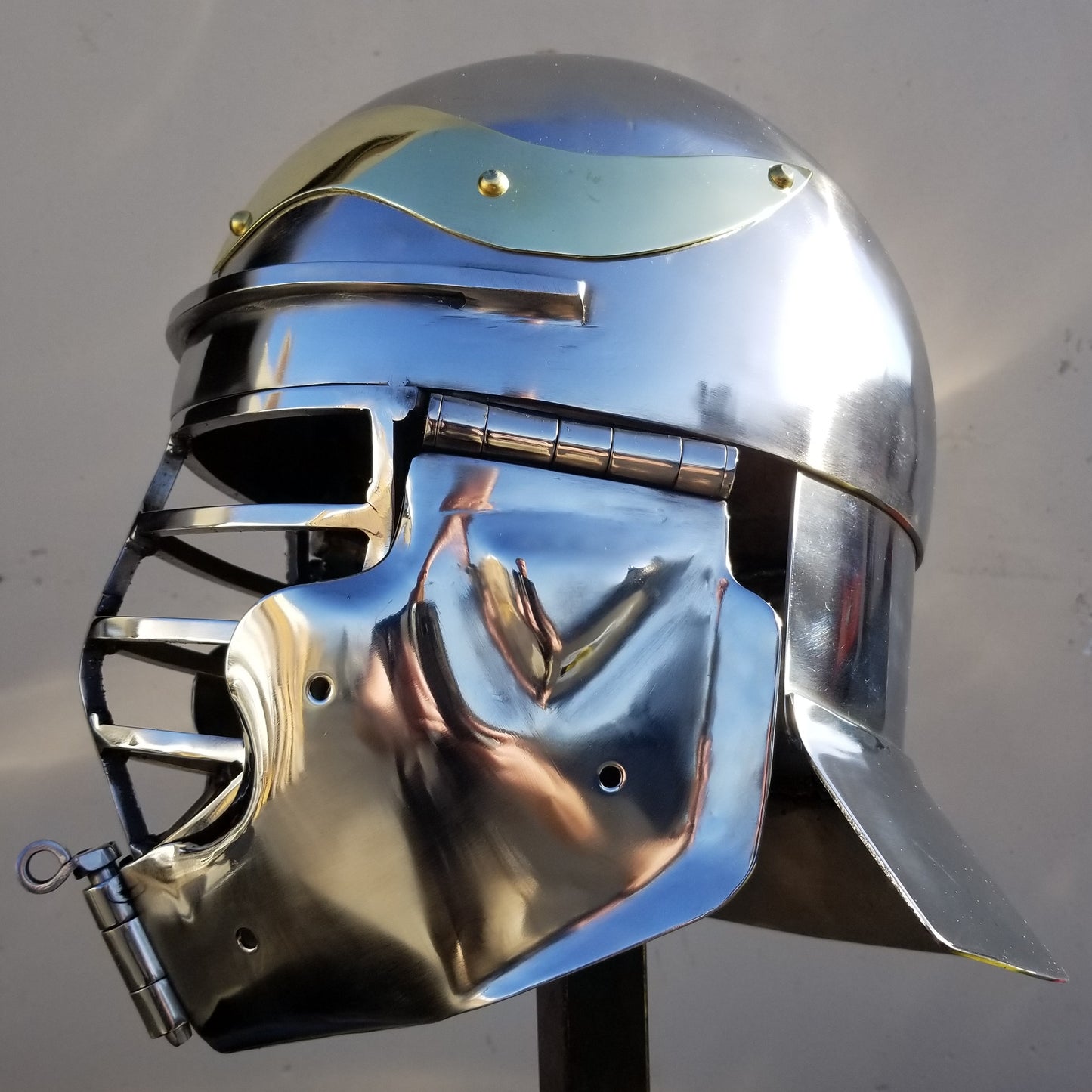 Helmet Gallery:  Centurion Helm