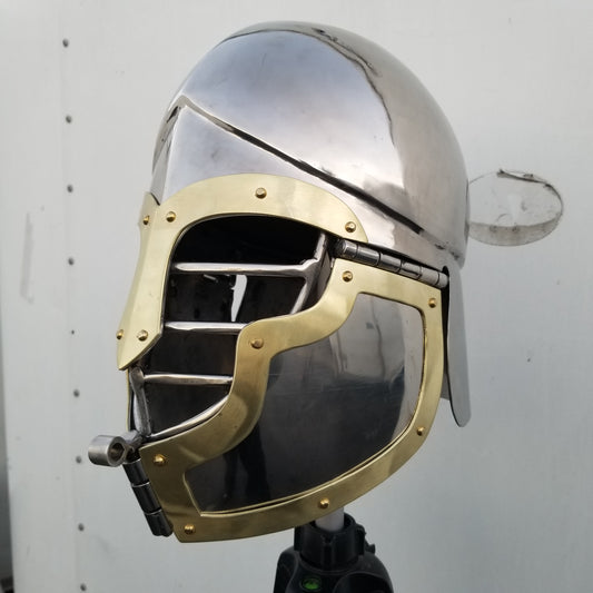 Helmet Gallery:  Chalcidian with brushed Brass Edging